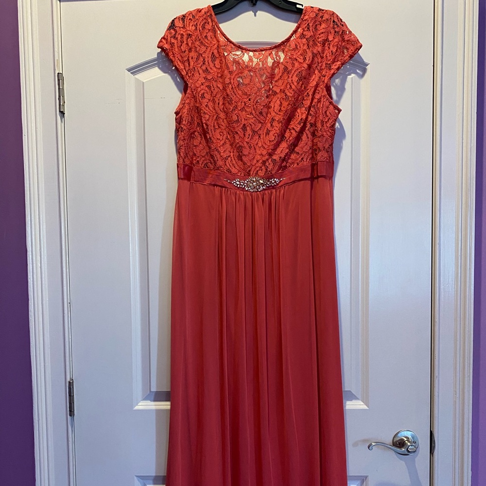 Plus Size Salmon Sequin Lace Formal Dress Excellent Condition
